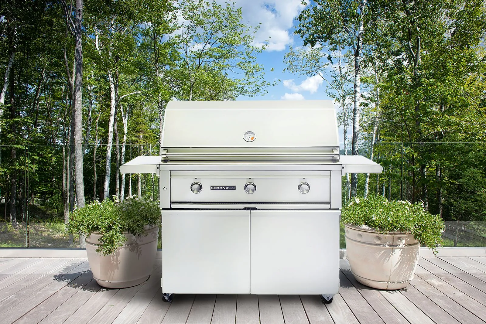 36" Freestanding Grill with 3 Stainless Steel Burners and Rotisserie (L600FR)