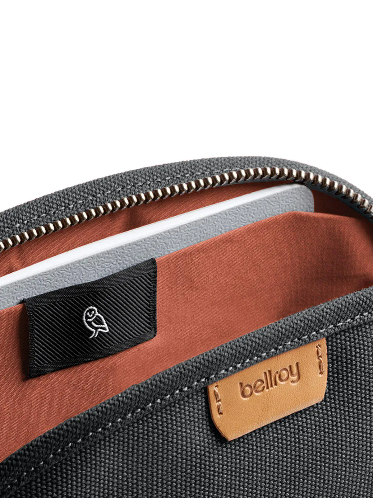 Bellroy Classic Pouch Charcoal Recycled