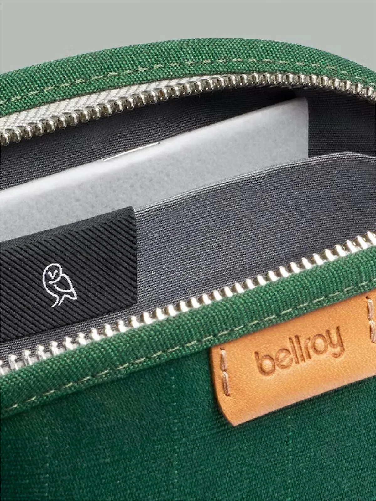 Bellroy Classic Pouch Navy