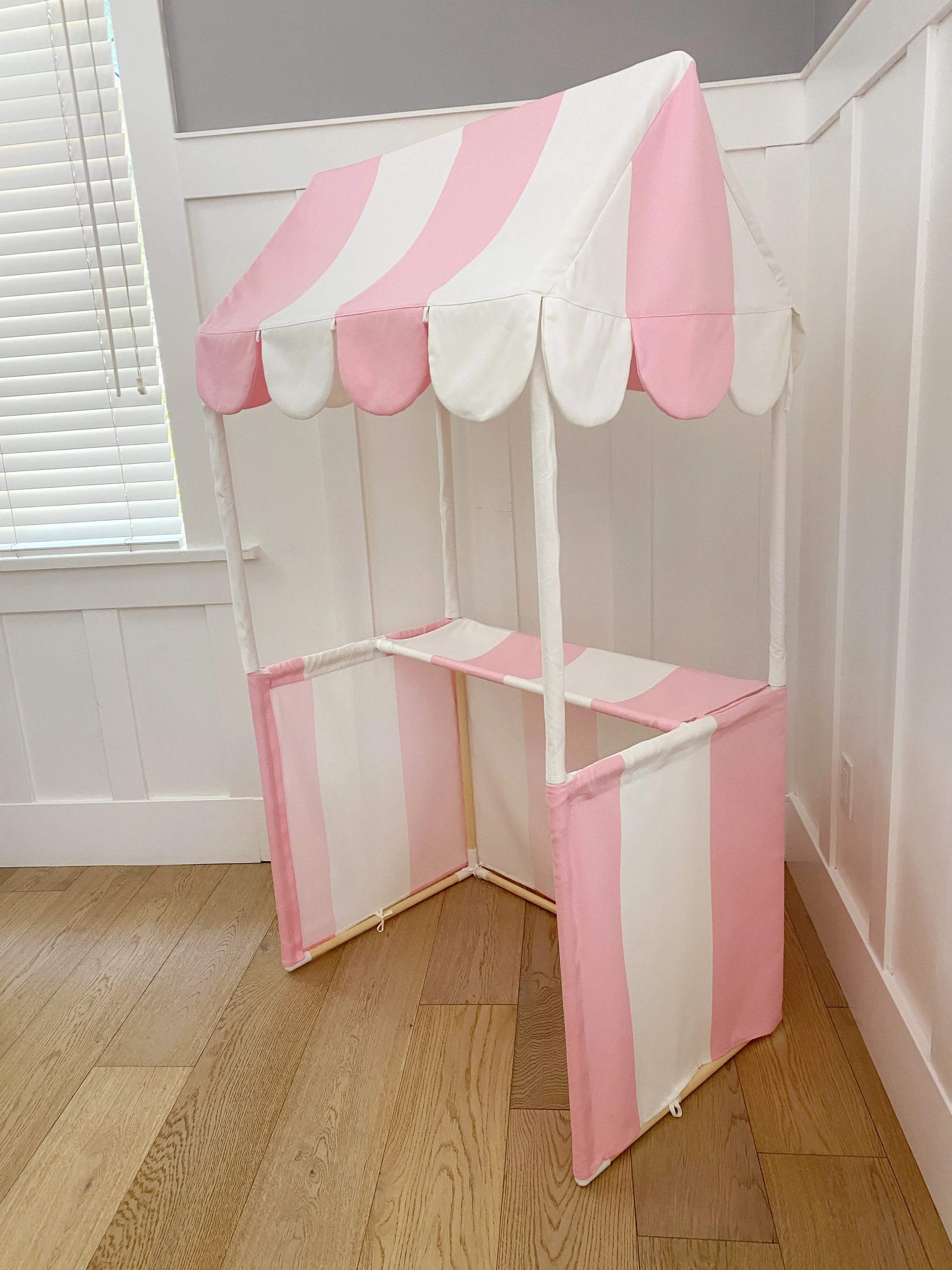The Market Stand Play Tent